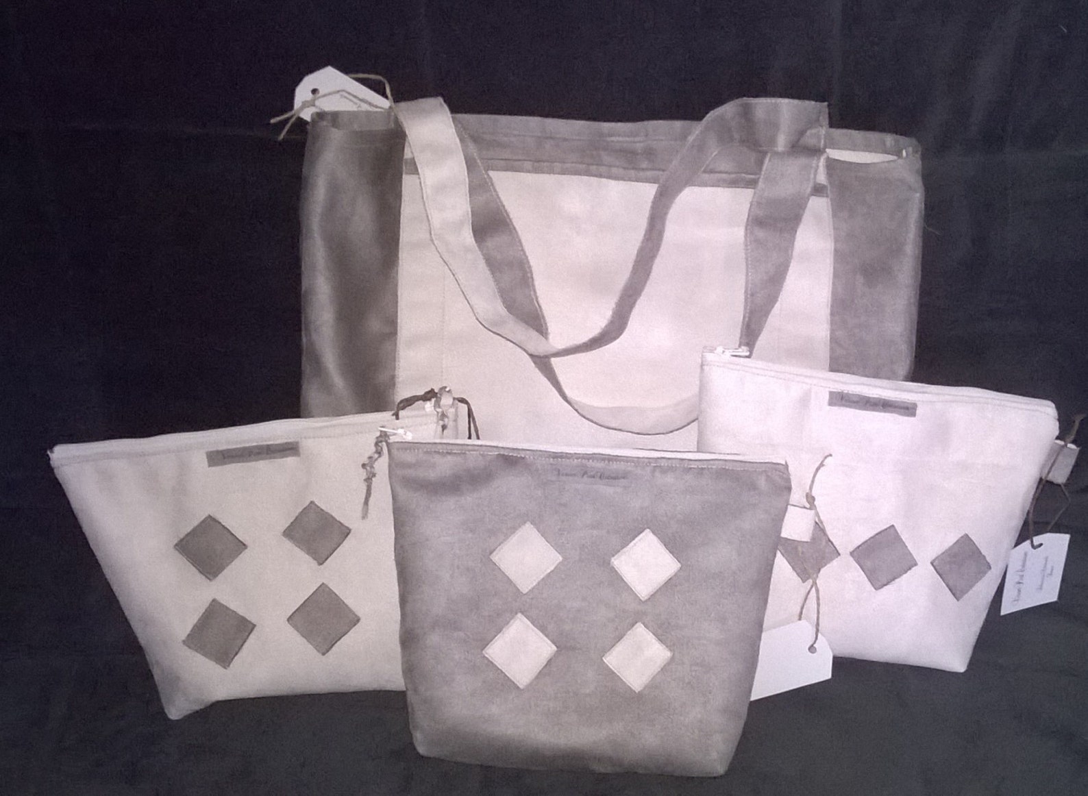 trousse daim pochette clutch bag rangement décoration organisateur intérieur de sac beige taupe losanges fermeture éclair fille femme cadeau