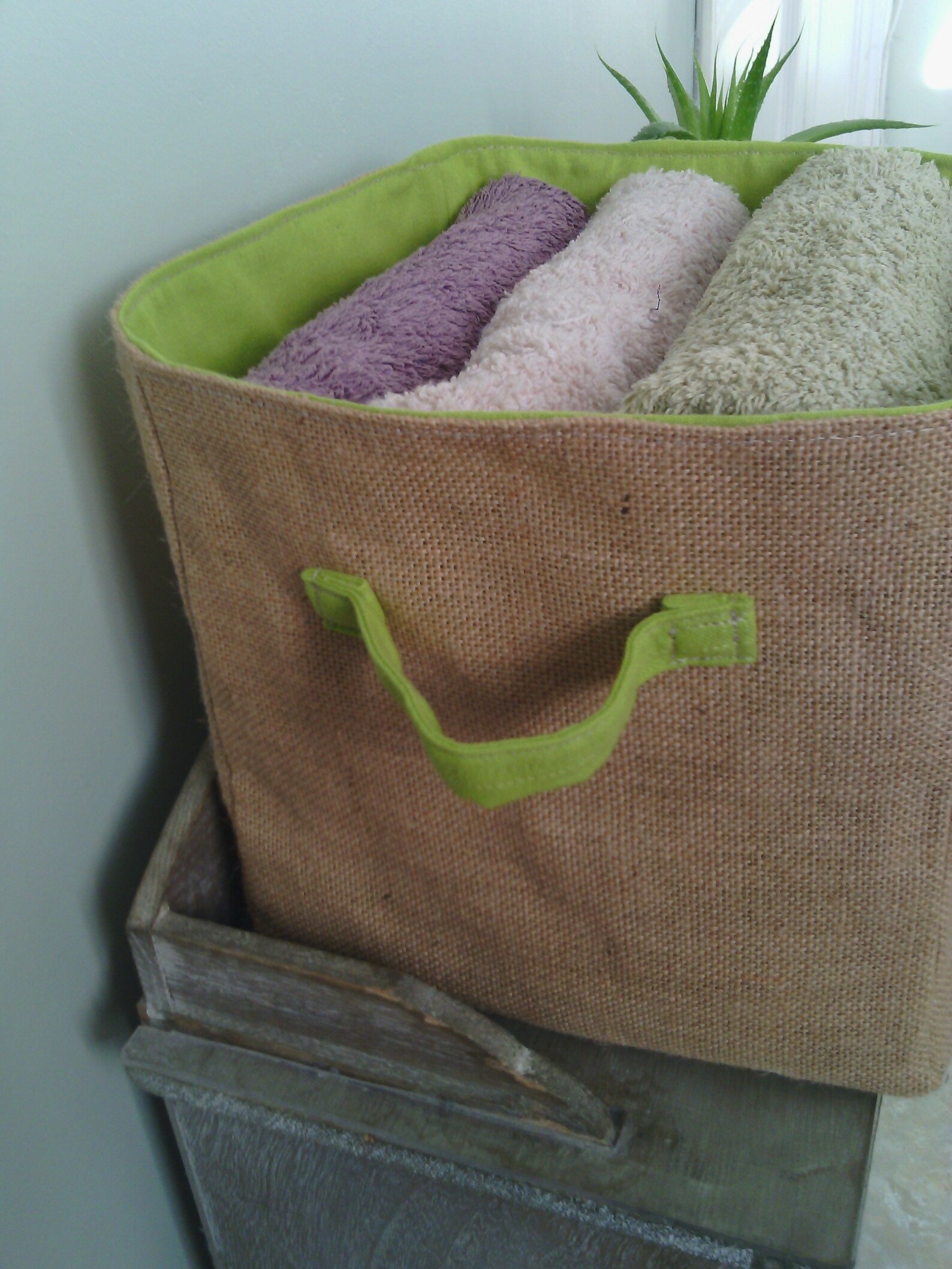 Panier panière en toile de jute feuille vintage cadeau veronpiotcreation