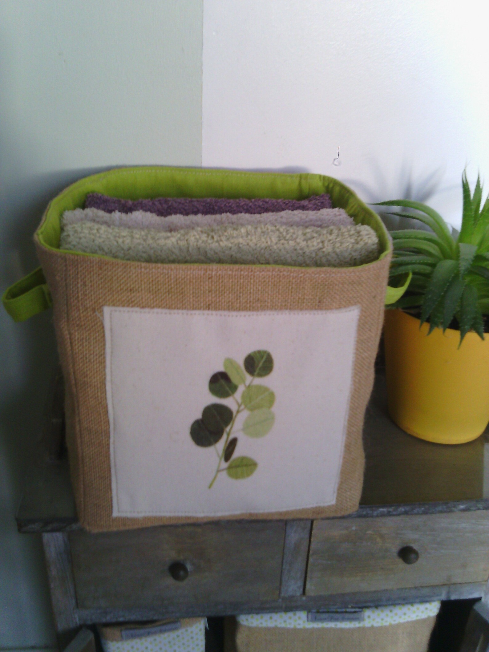 Panier panière en toile de jute feuille vintage cadeau veronpiotcreation