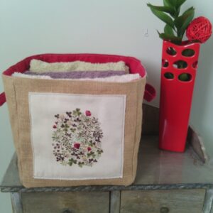 Panier panière en toile de jute fleuri rangement organisation décoration style vintage livraison gratuite veronpiotcreation
