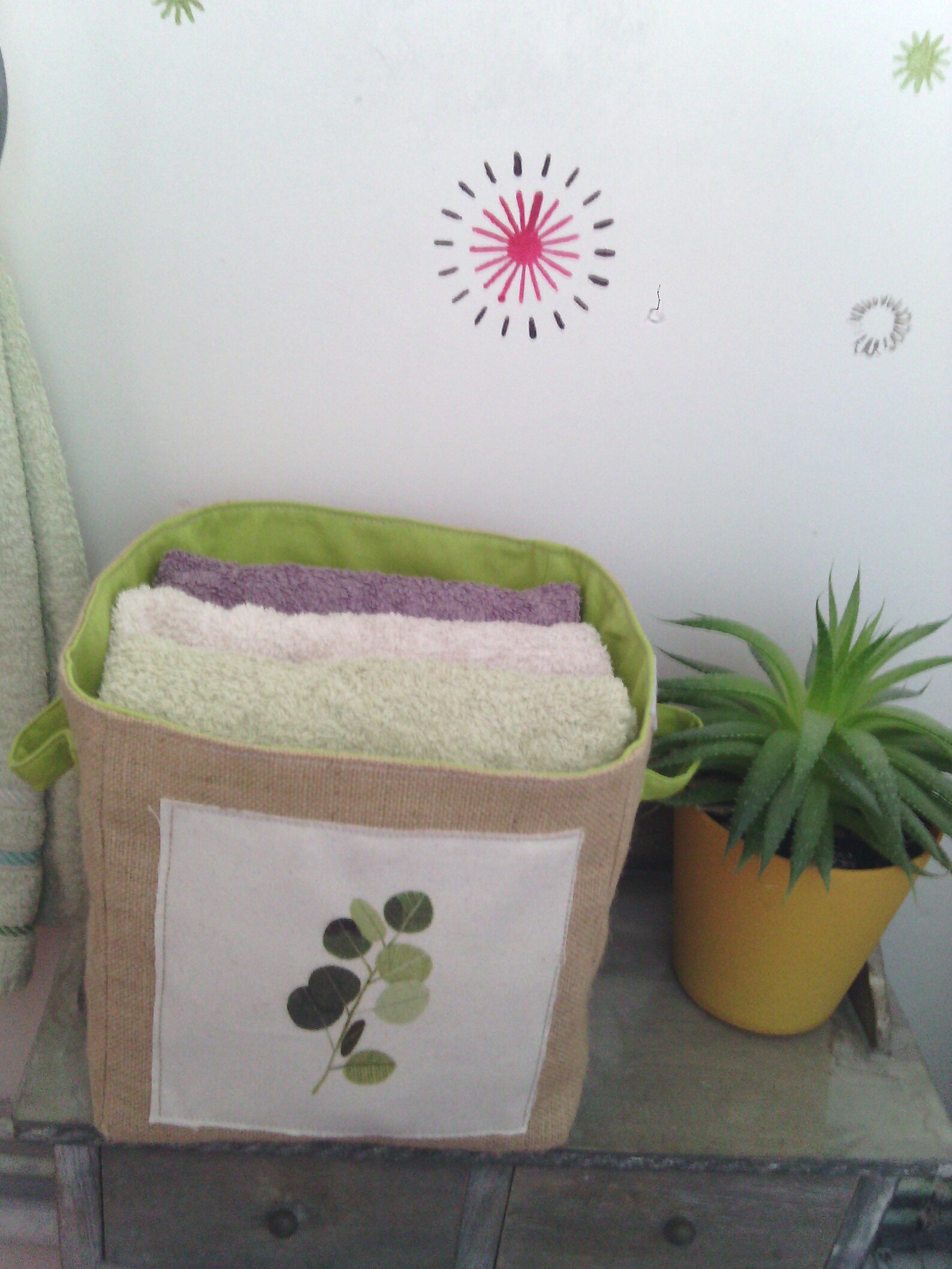 Panier panière en toile de jute feuille vintage cadeau veronpiotcreation