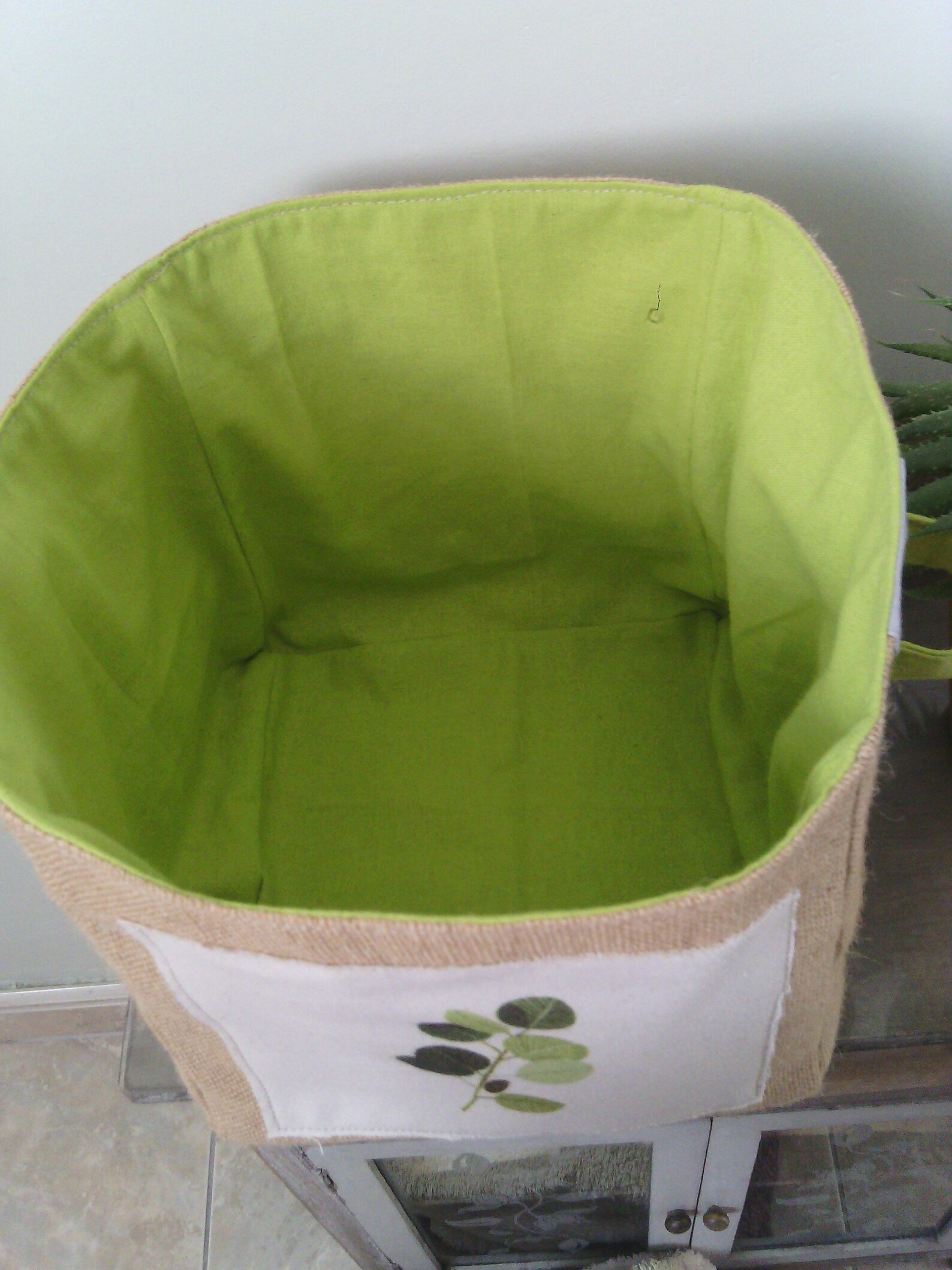 Panier panière en toile de jute feuille vintage cadeau veronpiotcreation