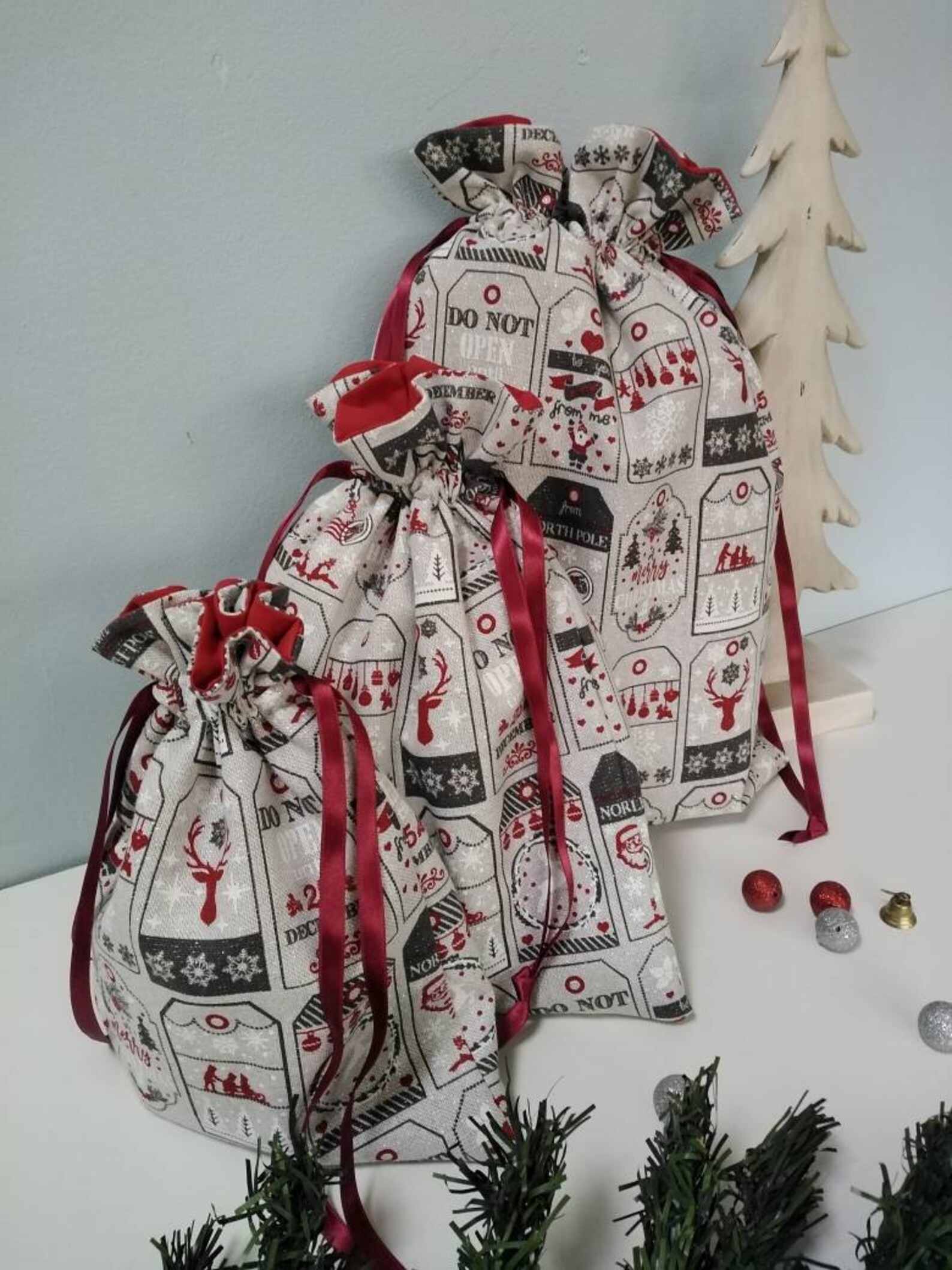 Sac d'emballage de cadeaux de Noël, sac de Noël, Noël zéro déchet, sac tissu de Noël et ruban de satin pour enfants, cordon veronpiotcreati
