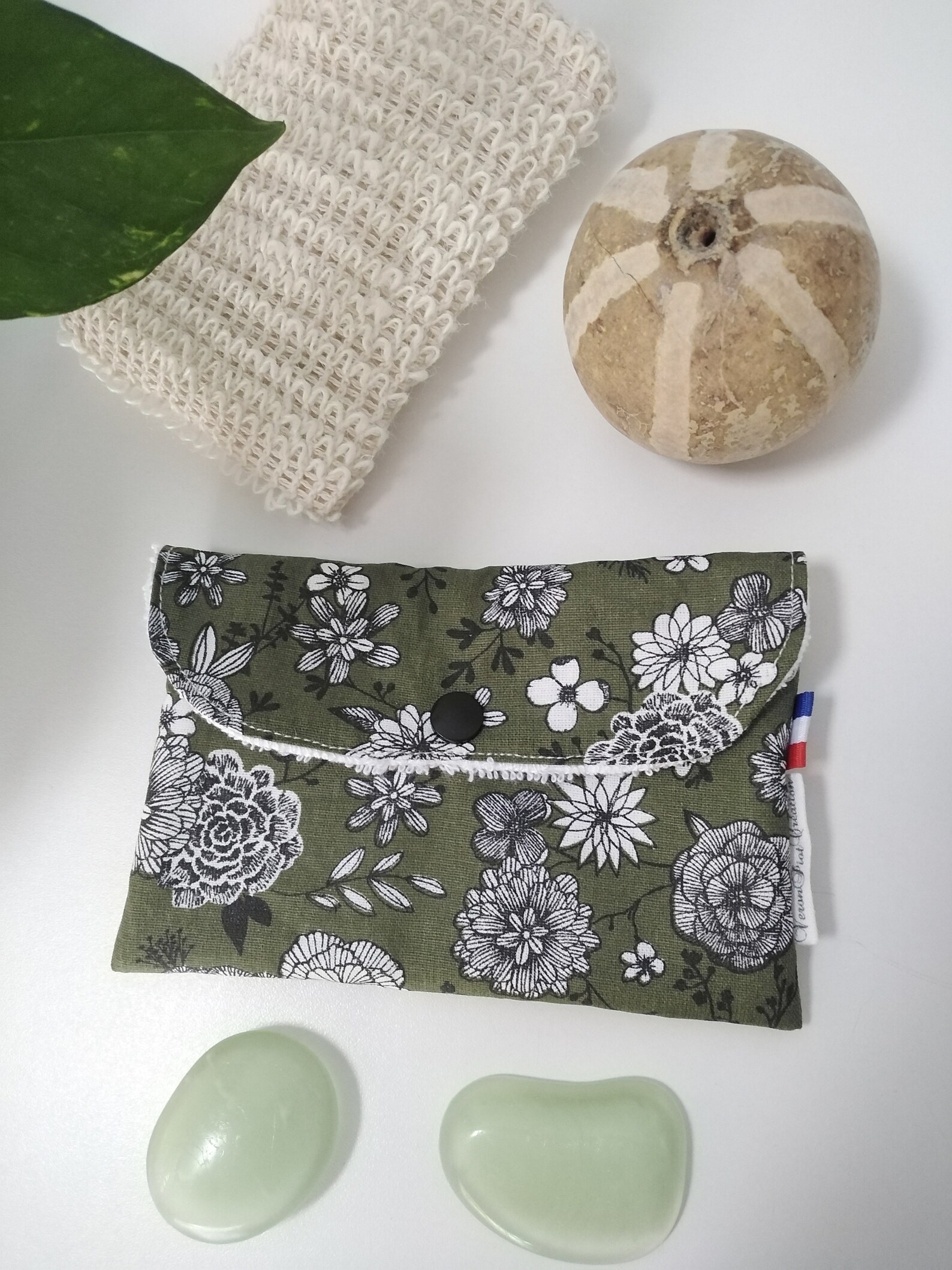pochette savon étui savon pochette à savon pochette étui en éponge cadeau zéro déchet veronpiotcreation fait main