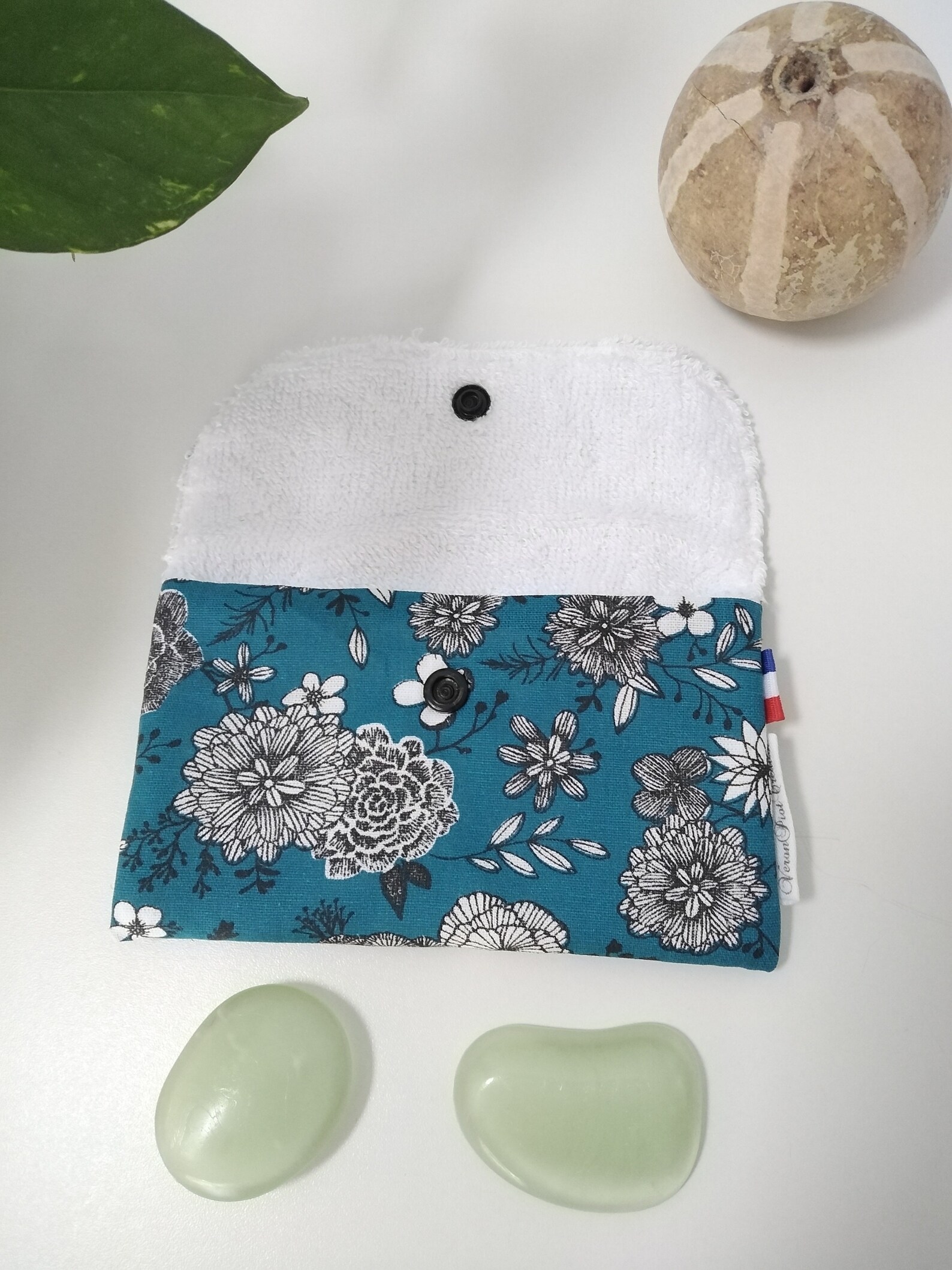 pochette savon étui savon pochette à savon pochette étui en éponge cadeau zéro déchet veronpiotcreation fait main