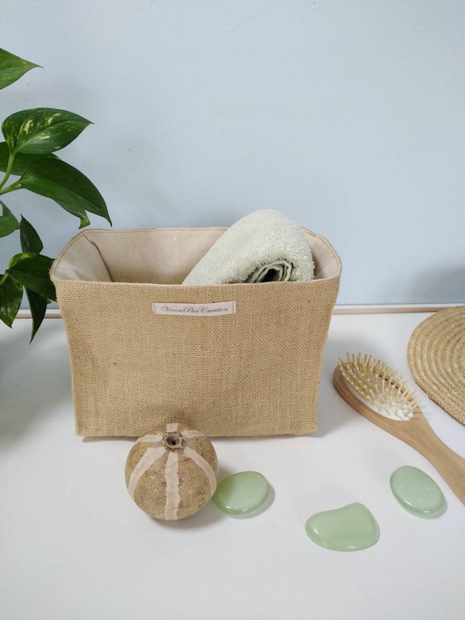 panier jute rangement toile de jute vide poche panière salle de bain cadeau écolo responsable décoration mariage crémaillère St Valentin