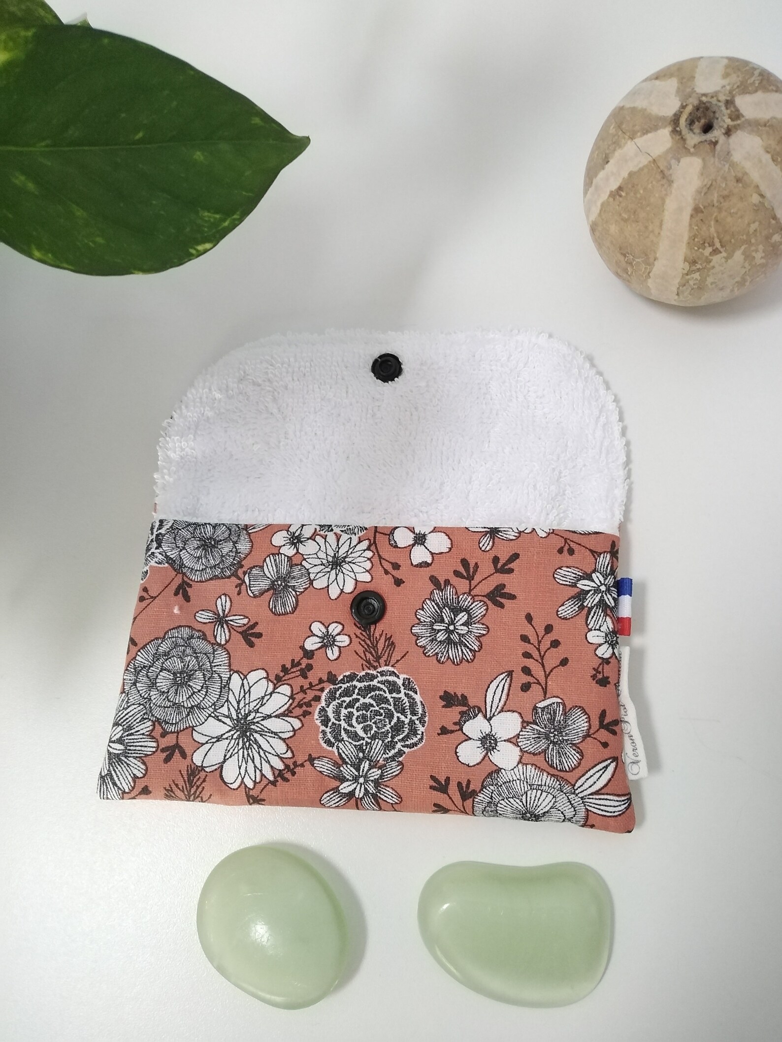 pochette savon étui savon pochette à savon pochette étui en éponge cadeau zéro déchet veronpiotcreation fait main