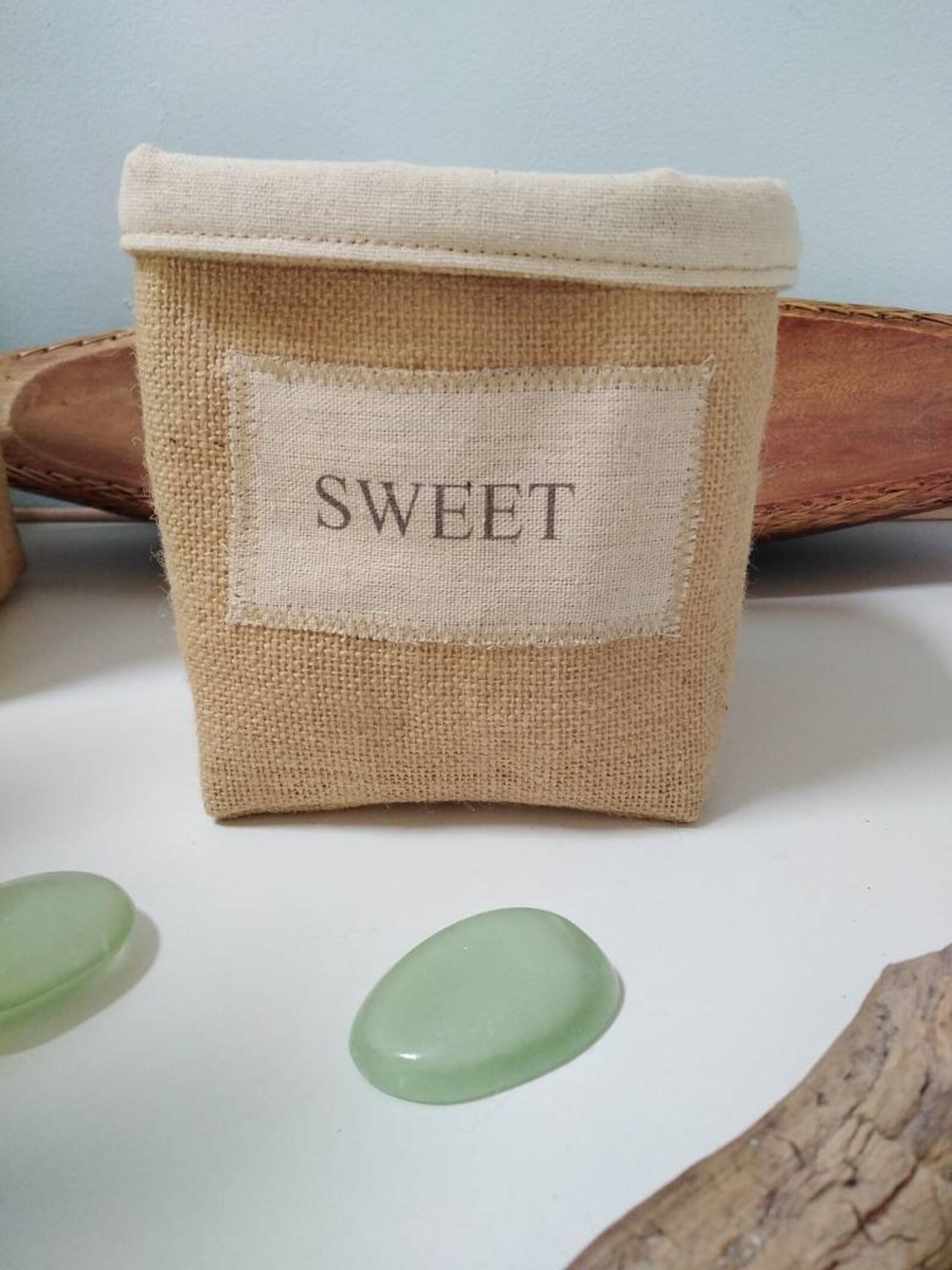 panier jute rangement toile de jute et lin panière à personnaliser veronpiot cadeau écolo responsable décoration baby mariage crémaillère